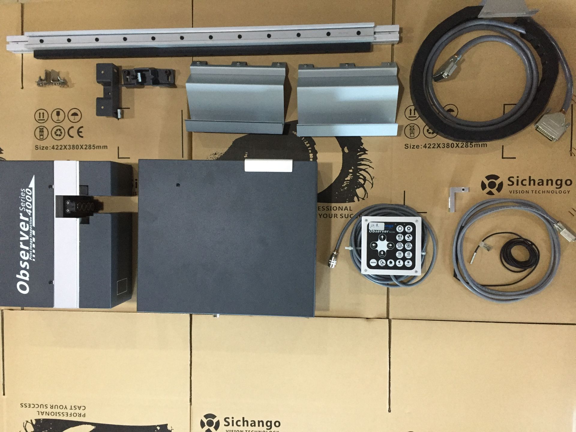 Observer4000M parts overview Observer 4000M camera, controller, keyboard, sensor and rail
